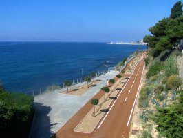 Palmenriviera Radtour: Radweg direkt am Meer